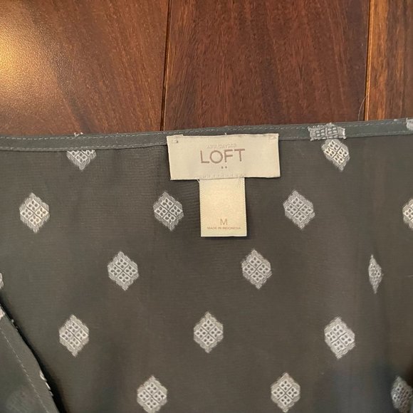 LOFT Sheer Blouse - Picture 2 of 4